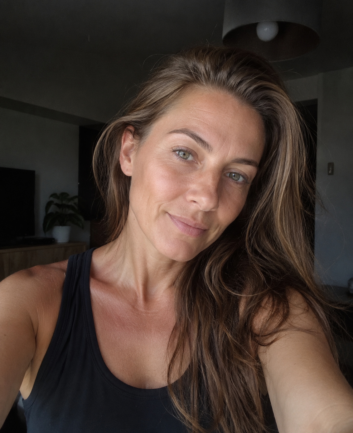 Monika, 33